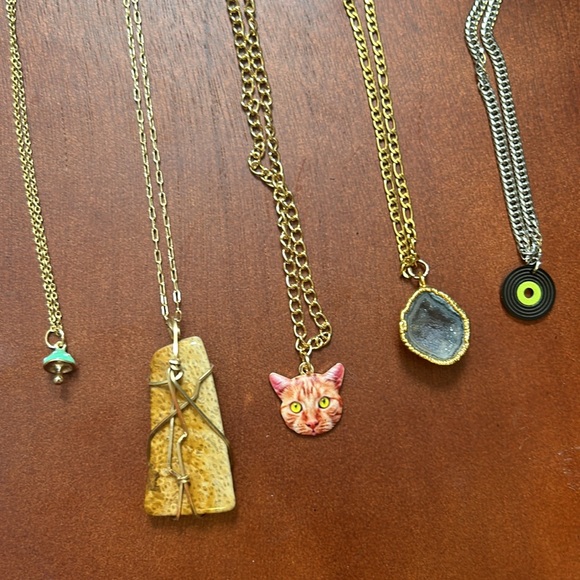 COPY - bean makes jewelry - Picture 3 of 3